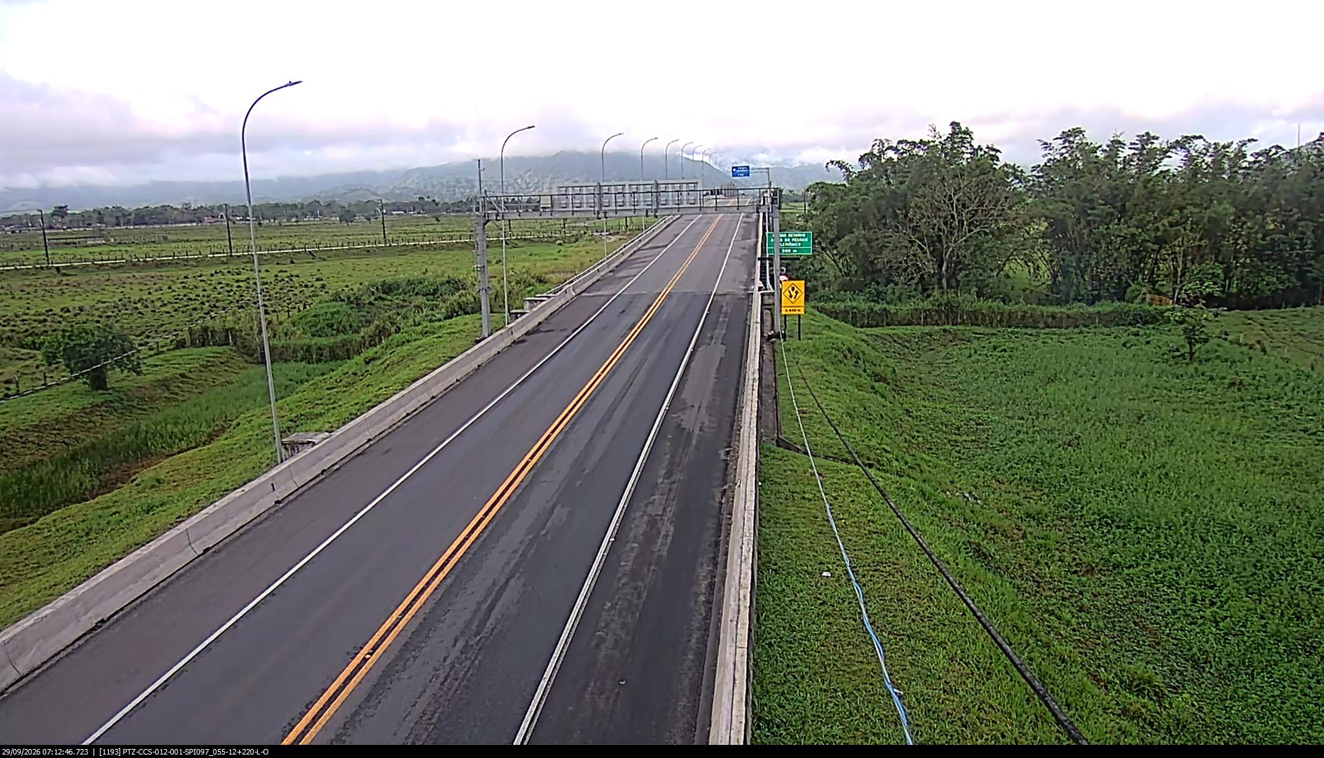 Rodovia dos Tamoios tem tráfego livre nesta manhã de terça (29)